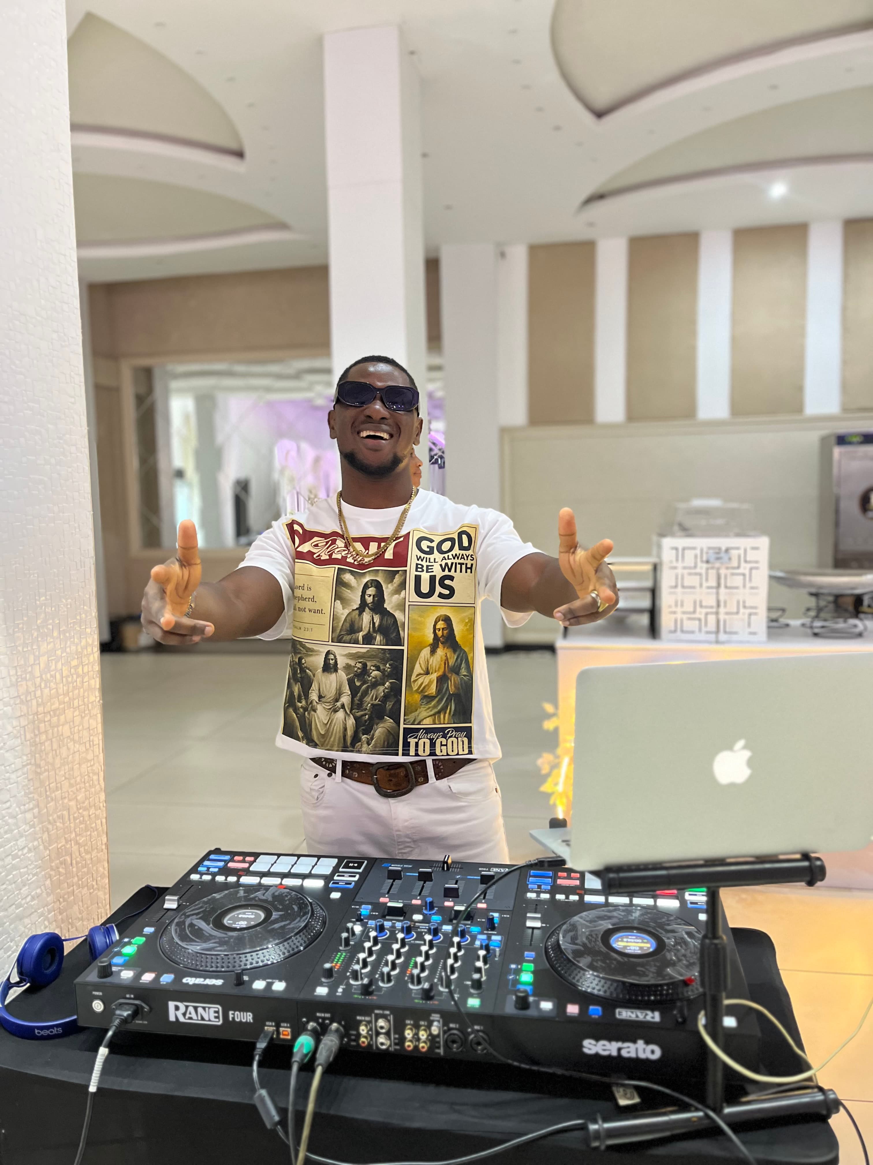 Dj Vegax